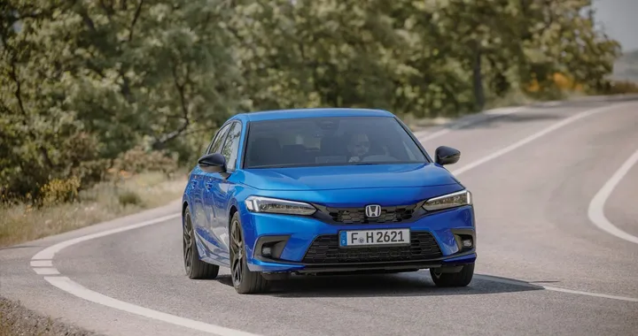 Honda Civic e:HEV: prime impressioni
