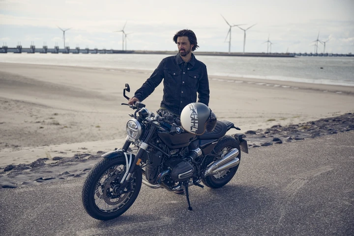 ingrandisci immagine