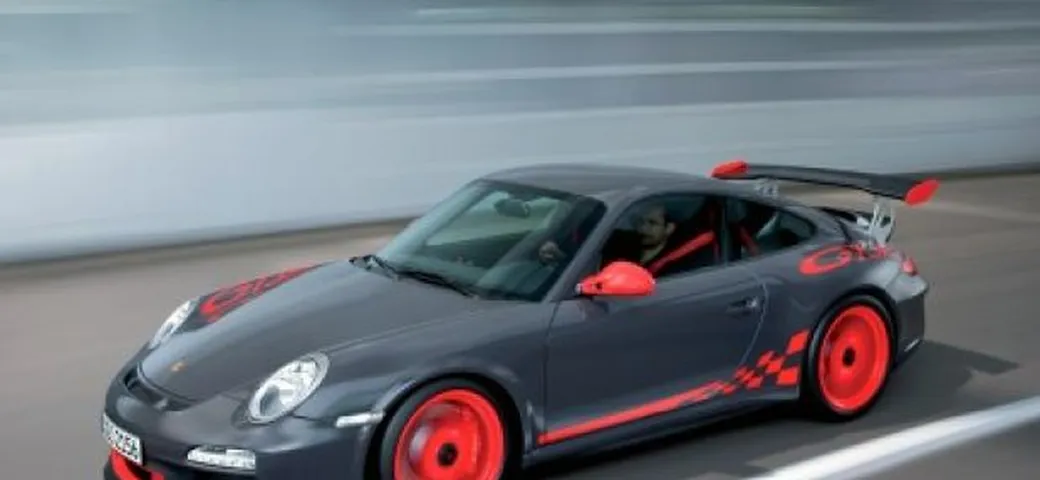 Porsche 911 GT3 RS restyling: giro del Nürburgring in 7'33