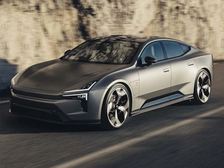 Polestar 5 svela l'impronta carbonica: solo 23,8 tCO2e