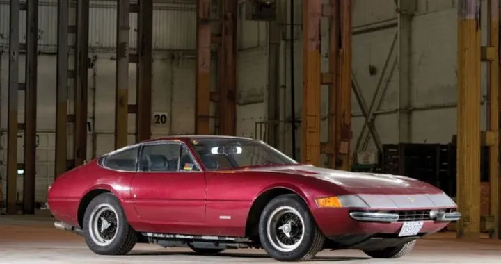 In vendita la Ferrari 365/4 GTB Daytona chiusa in un garage dal 1989