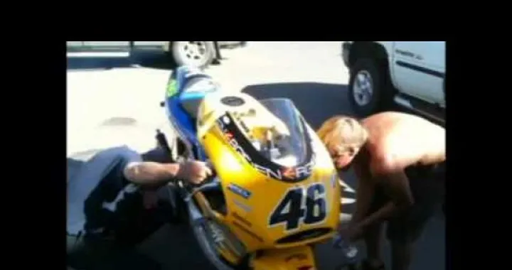 Video: una Honda NSR 500 "Valentino Rossi" immatricolata