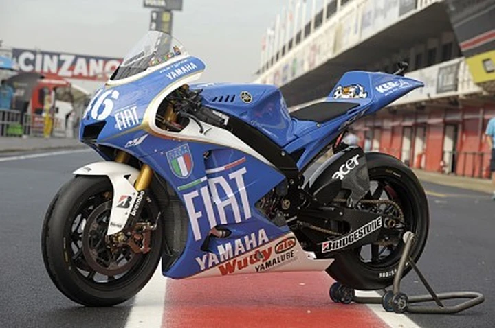 Fiat Yamaha team: livrea azzurra in Spagna per Valentino in onore della Nazionale