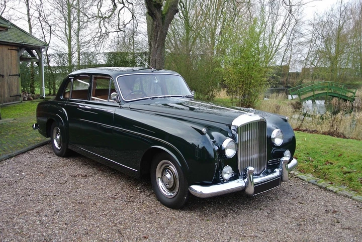 Bentley al Salone Auto e Moto d'Epoca di Padova 2019