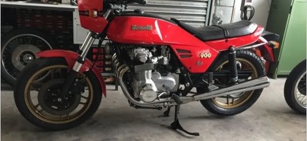 Una Benelli Sei 900 del 1981 con soli 80 km su Ebay