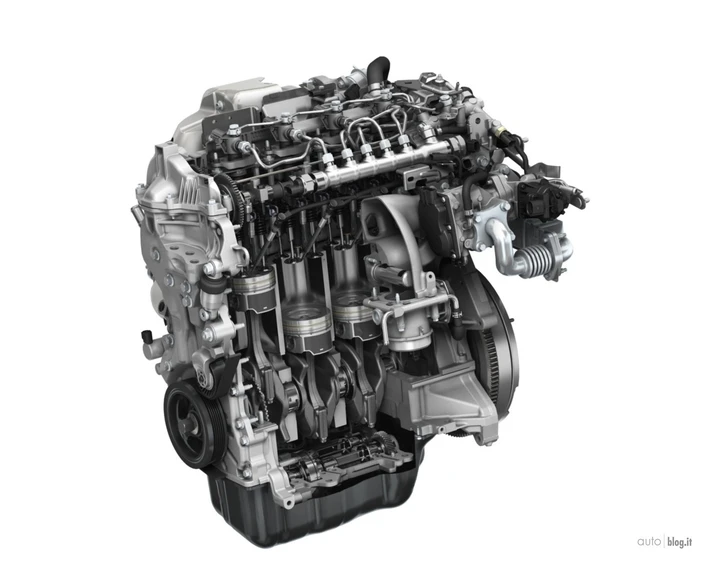 Mazda: nel 2020 i motori SkyActiv più efficienti del 50%