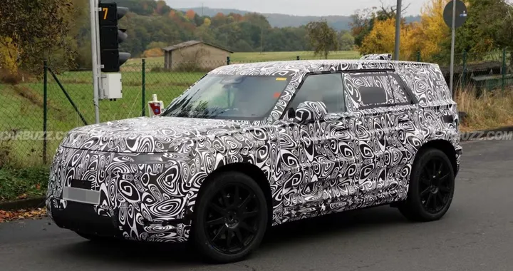 Land Rover sceglie la moda del "Baby" SUV: tocca al Defender