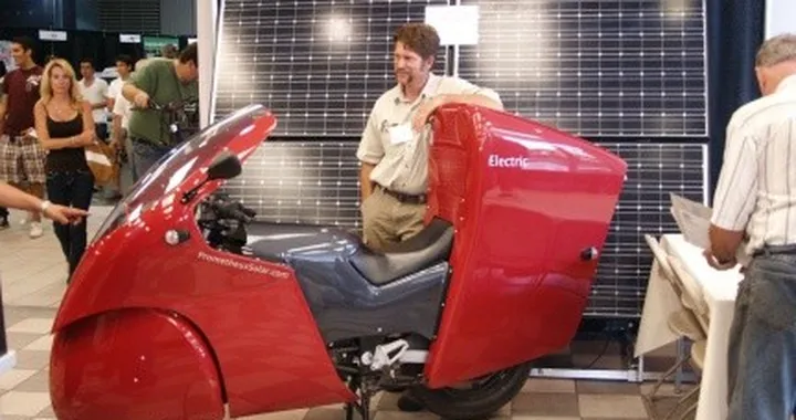 Moto ad energia solare