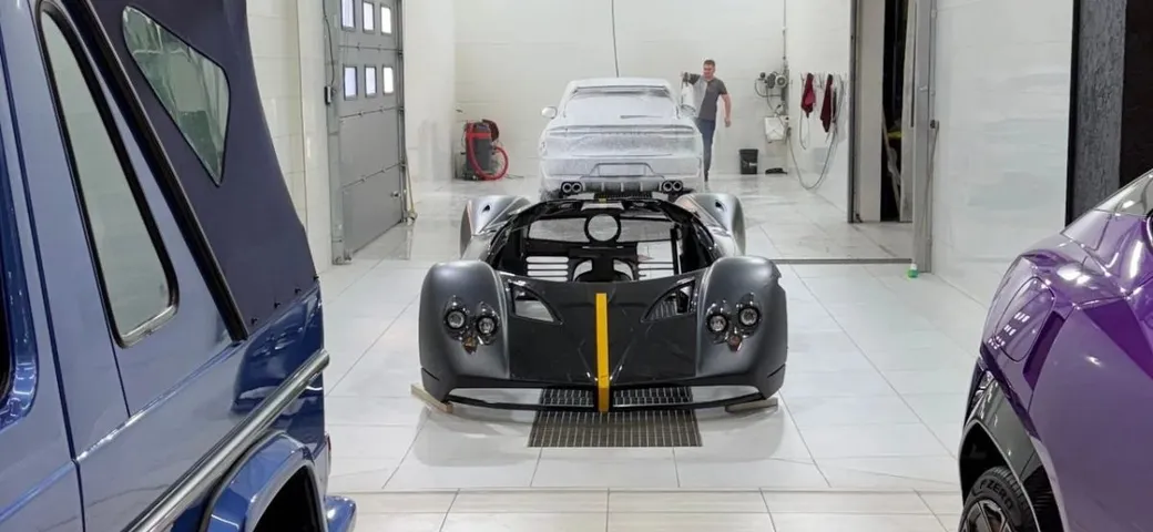 La rinascita della Pagani Zonda HP Barchetta dopo un incidente