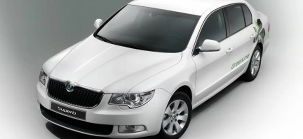 Skoda Superb Greenline: pulita per il mercato inglese