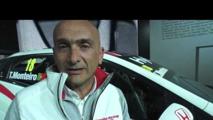 Honda Civic WTCC con Gabriele Tarquini