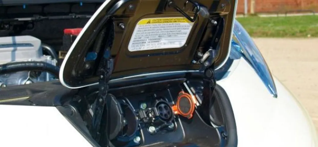 Auto Elettriche: nel futuro ricarica wireless in movimento?