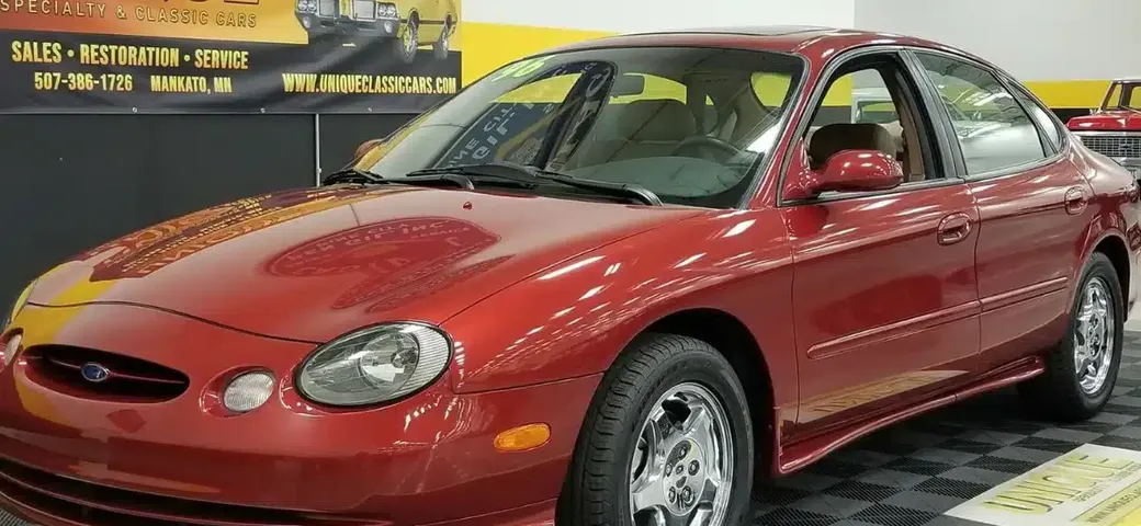 Una Ford di 30 anni è perfetta, sembra uscita adesso dal concessionario