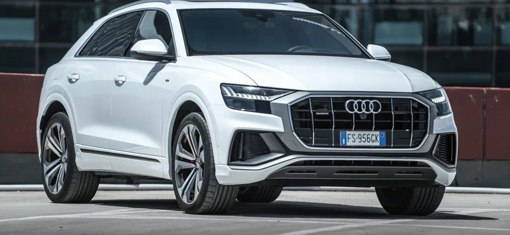 Audi Q8: prova su strada - Video
