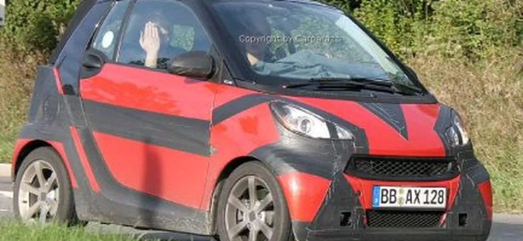 Nuova Smart ForTwo - foto spia