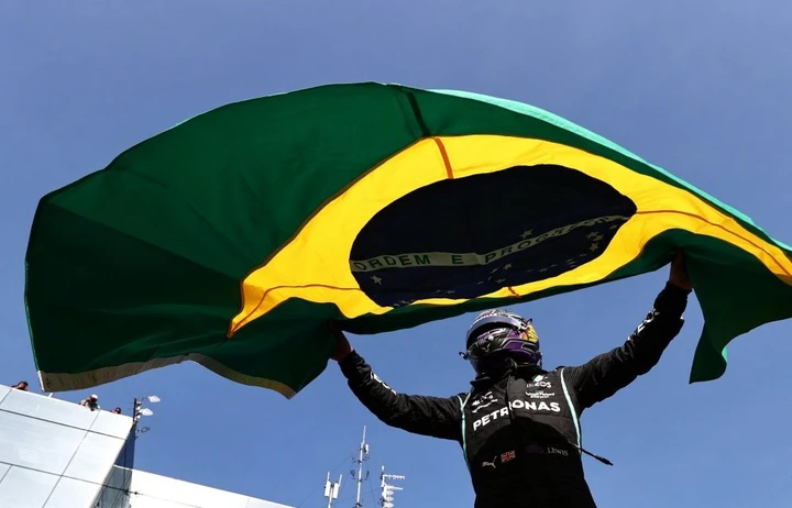 F1 GP del Brasile: Hamilton compie l’impresa rimonta e vince
