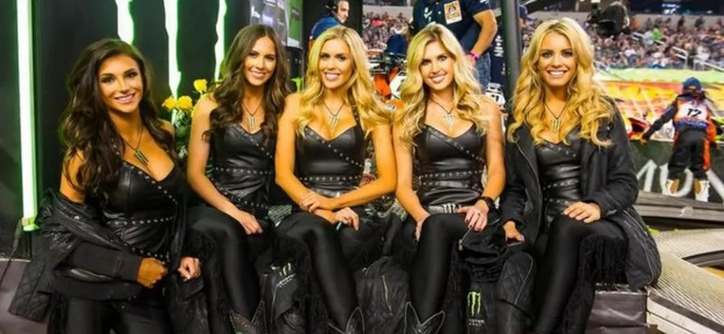 AMA Supercross Monster Girls 2015