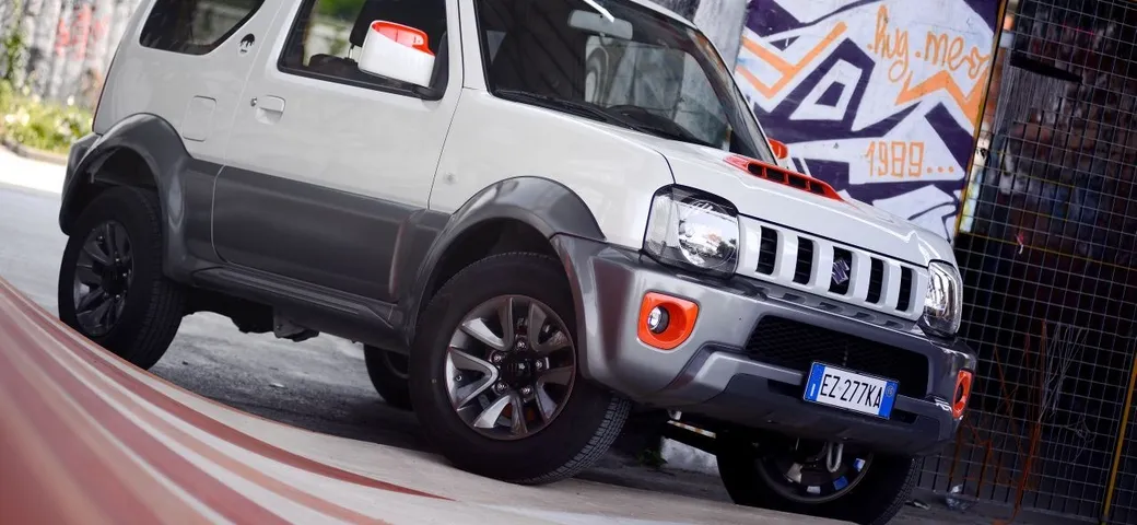 Suzuki Jimny Street: arriva la serie limitata da 100 esemplari