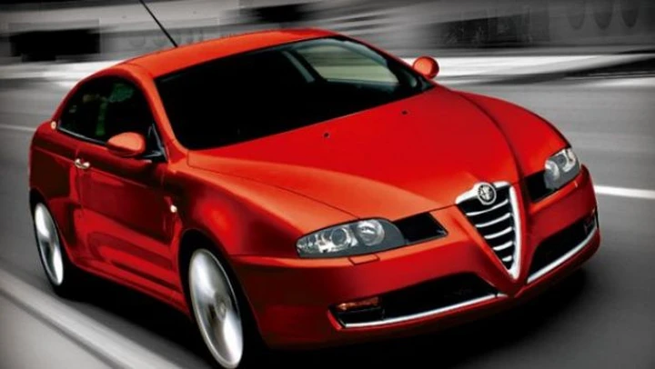 Alfa Romeo GT: la versione Quadrifoglio Oro per il Giappone