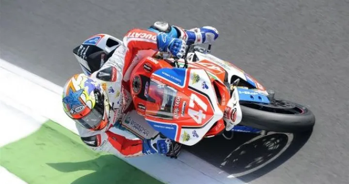 Superstock 1000, Misano: La Marra precede Guarnoni nelle qualifiche. Savadori 4°