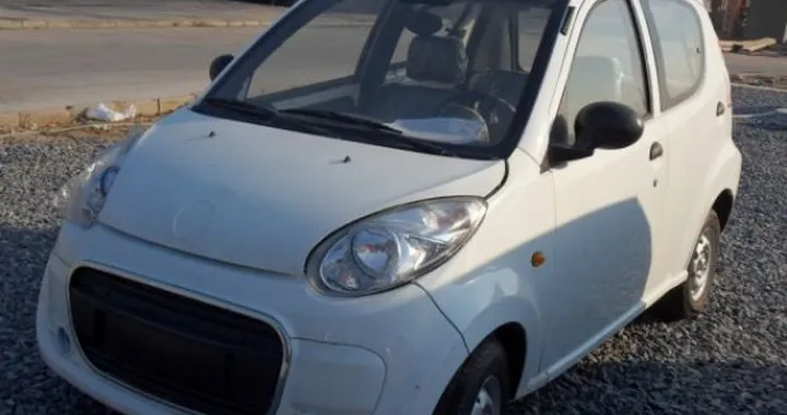 Yogomo: l'elettrica cinese che copia Citroën C1, Peugeot 107 e Toyota Aygo