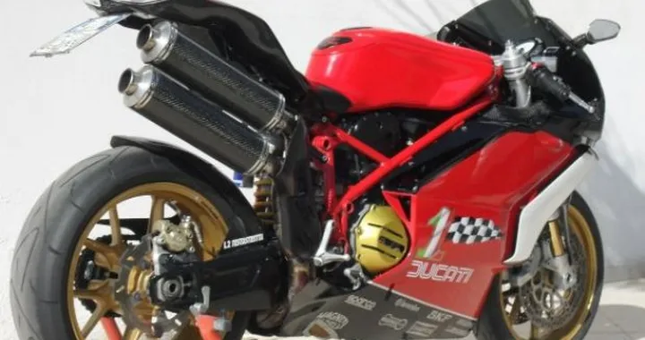 Foto del giorno: Ducati 999 Special