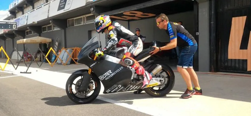 Moto2, Dynavolt lascia la Kalex per la Suter