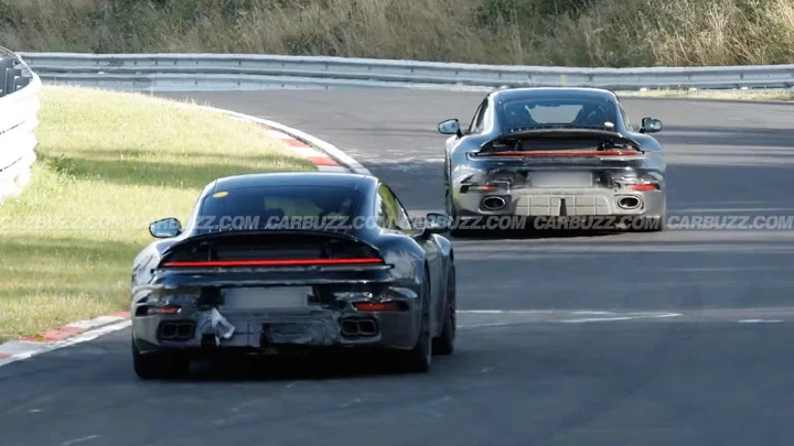Porsche 911 Turbo Touring, compaiono su strada due misteriosi muletti