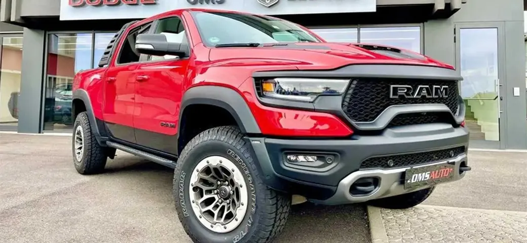 RAM 1500 TRX, il pick-up da 712 CV sbarca in Italia: i prezzi