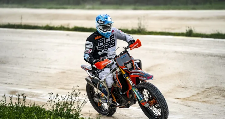 Nicola Dutto al Ranch per sfidare Valentino Rossi