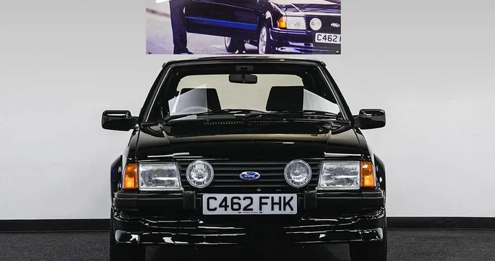 La Ford Escort di Lady Diana venduta all'asta