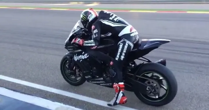 SBK 2017 - Jonathan Rea Start Practice