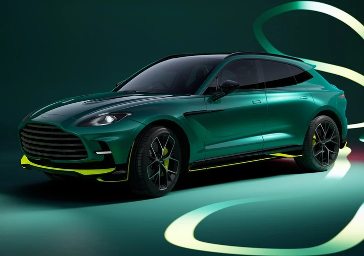 Aston Martin DBX707 AMR24 Edition: il SUV di lusso ispirato alla F1