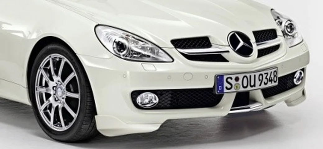 Mercedes SLK restyling: nuove immagini ufficiali