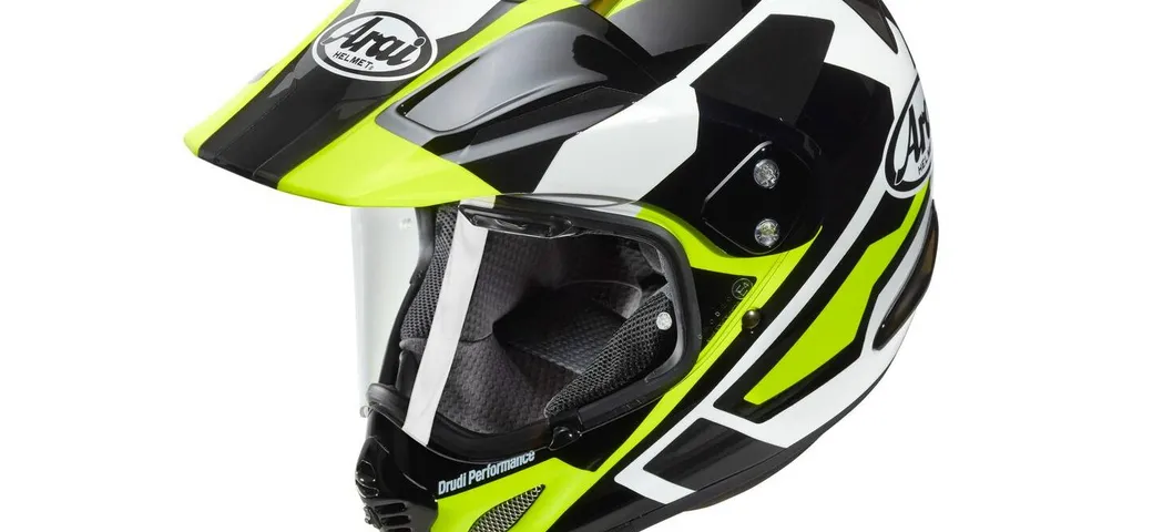 Casco moto Arai Tour-X 4: tre caschi in uno