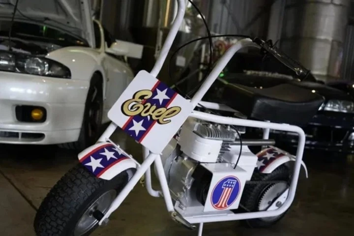 La minimoto Ruttman ispirata a Evel Knievel va all'asta: è un pezzo di storia