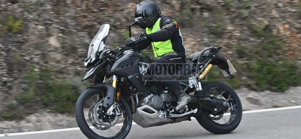 Triumph Tiger 1200: presto con il motore della nuova Speed Triple?