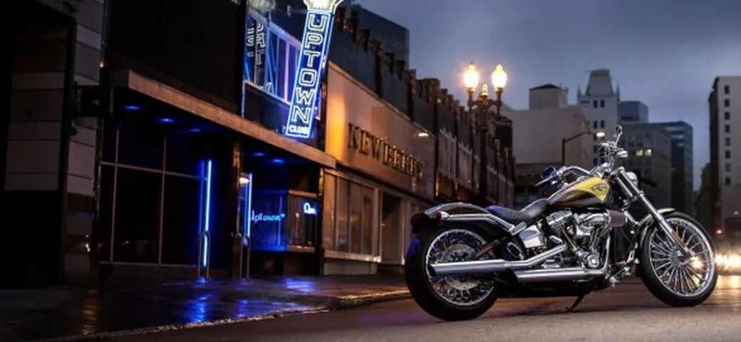 Harley-Davidson CVO Breakout: il video