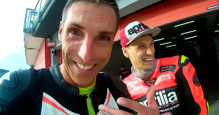 Aprilia: a Imola con RSV4 e Tuono 2019, in compagnia di Lorenzo Savadori
