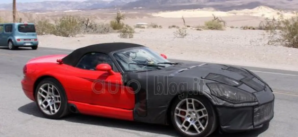 Dodge Viper: il V10 sale ad 8,7 litri