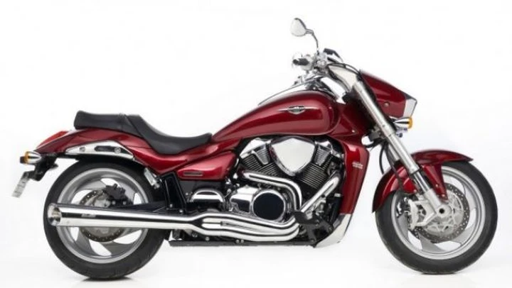 Scarichi  SilverTail Blackjack per Suzuki Intruder 1800