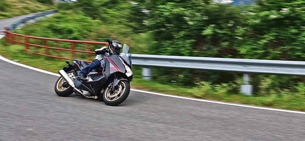 Honda Integra 750 S ABS 2015: la video prova