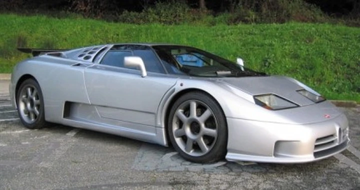 Bugatti EB110 SS 