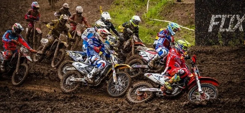 Motocross: gli iscritti ai Mondiali MXGP e MX2 2016