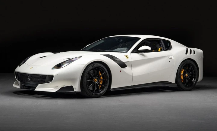 All'asta una Ferrari F12tdf molto speciale: ne esistono pochi esemplari