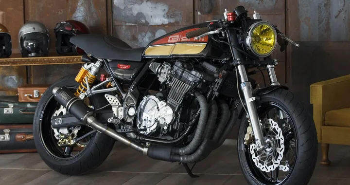 Suzuki Inazuma 400 "The Return" by GiaMi Motorcycles