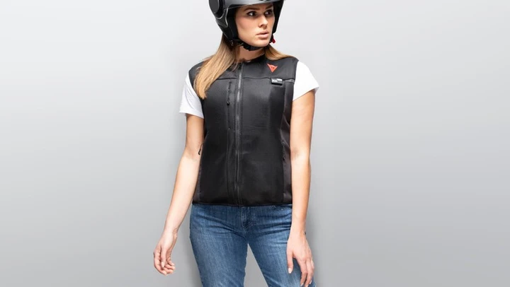Gilet airbag Dainese Smart Jacket con tecnologia D-air