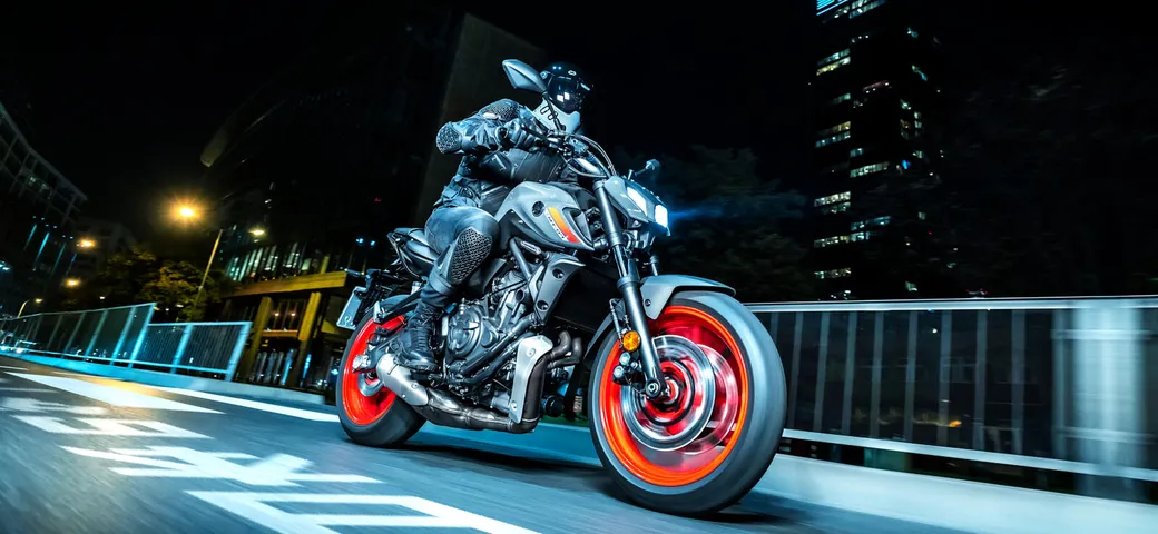 Yamaha svela MT-07 2021: prezzi, caratteristiche e disponibilità