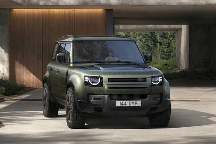 Land Rover Defender, le novità degli aggiornamenti
