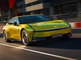 Xpeng P7, debutto europeo a Monaco per la berlina EV da 594 CV
